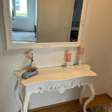 アパート Mobilierte 5 Zimmer Zur Vermieten *